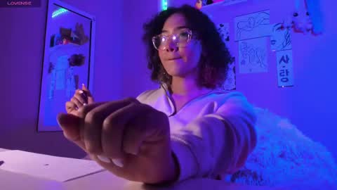 Madeline  online show from February 10, 2025, 2:08 am