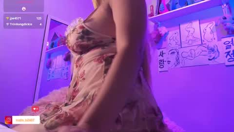 Madeline  online show from February 24, 2025, 9:10 am