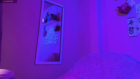 Madeline  online show from February 25, 2025, 2:03 am