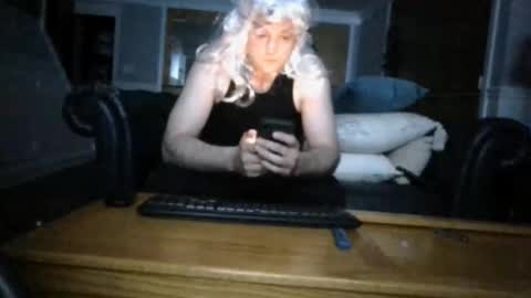 Snapshot of madelinemonroee chatting on May 16, 2026, 4:42 am madelinemonroee online show from May 16, 2026, 4:42 am