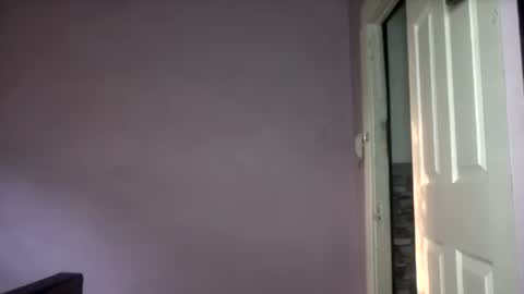 madeline online show from September 9, 2025, 10:42 pm