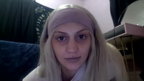 madeline online show from November 1, 2025, 5:20 am