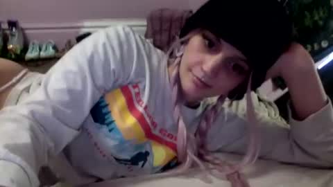 madeline online show from February 6, 2026, 1:47 pm