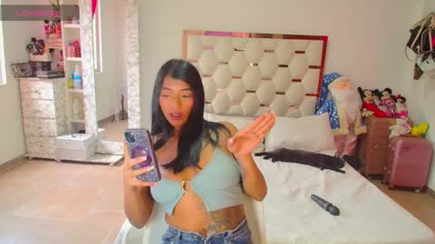 madelyn roses online show from November 13, 2025, 8:41 pm