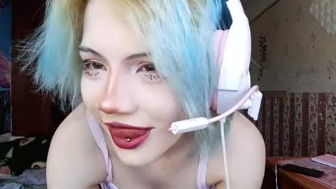 Snapshot of madgezari chatting on February 24, 2026, 6:55 am Alice Kaneki online show from February 24, 2026, 6:55 am