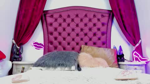 Maddison online show from September 8, 2025, 3:00 pm