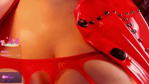 Snapshot of madison_bigboobies chatting on June 3, 2026, 10:04 pm Madison Astrid online show from June 3, 2026, 10:04 pm