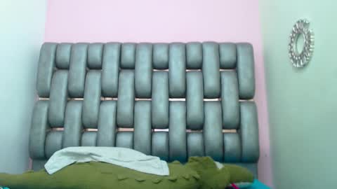 M A D I S O N online show from November 30, 2025, 1:37 pm