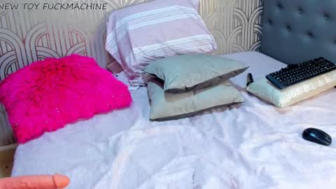   online show from December 11, 2024, 5:32 am