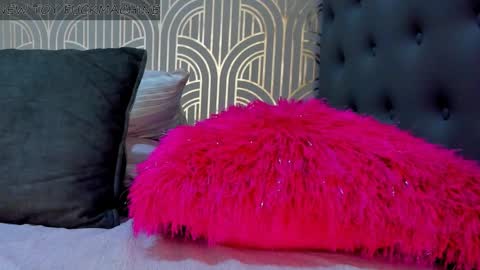   online show from December 20, 2024, 4:20 am