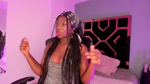 madison_monroee_ online show from September 18, 2025, 11:23 am