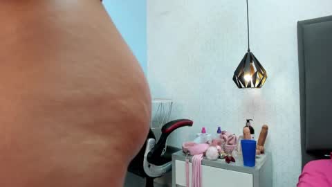 Snapshot of madison_rowan chatting on January 7, 2025, 9:07 am MADI online show from January 7, 2025, 9:07 am