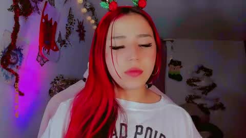 Snapshot of madison_x17 chatting on December 16, 2024, 4:02 am madso x17 online show from December 16, 2024, 4:02 am