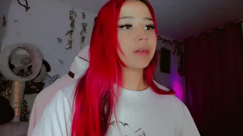 Snapshot of madison_x17 chatting on January 3, 2025, 1:38 am madso x17 online show from January 3, 2025, 1:38 am