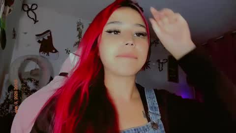 Snapshot of madison_x17 chatting on January 4, 2025, 1:52 am madso x17 online show from January 4, 2025, 1:52 am