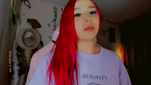 Snapshot of madison_x17 chatting on January 7, 2025, 3:24 am madso x17 online show from January 7, 2025, 3:24 am