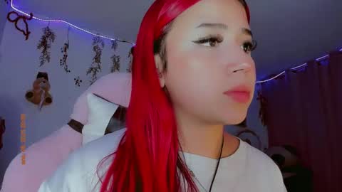 Snapshot of madison_x17 chatting on January 27, 2025, 1:37 am madso x17 online show from January 27, 2025, 1:37 am