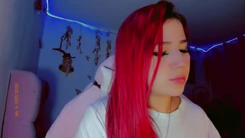 Snapshot of madison_x17 chatting on February 5, 2025, 3:34 am madso x17 online show from February 5, 2025, 3:34 am