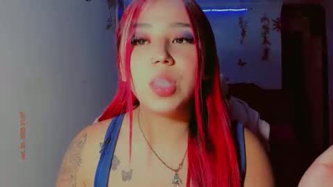 Snapshot of madison_x17 chatting on October 26, 2025, 2:06 am madso x17 online show from October 26, 2025, 2:06 am