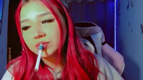 Snapshot of madison_x17 chatting on November 13, 2025, 2:10 am madso x17 online show from November 13, 2025, 2:10 am