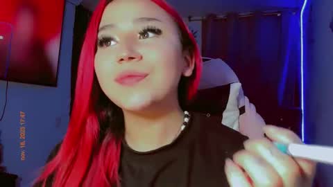 Snapshot of madison_x17 chatting on November 18, 2025, 10:47 pm madso x17 online show from November 18, 2025, 10:47 pm