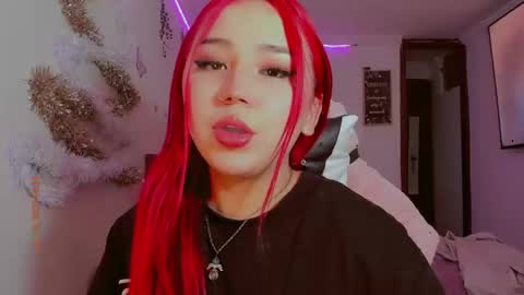 Snapshot of madison_x17 chatting on December 13, 2025, 9:31 pm madso x17 online show from December 13, 2025, 9:31 pm