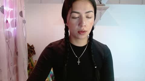 Madison Cambel online show from December 19, 2024, 6:12 pm