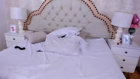 Snapshot of madisonjhomson chatting on December 23, 2024, 6:48 pm madison online show from December 23, 2024, 6:48 pm