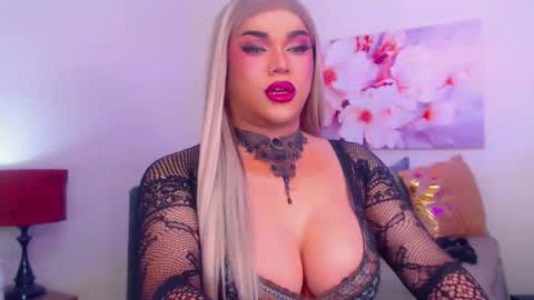 MADISONWILL online show from October 26, 2025, 12:33 pm