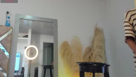 Snapshot of madisson_beerr chatting on September 21, 2025, 4:08 pm madisson_beerr online show from September 21, 2025, 4:08 pm