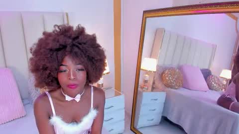 Snapshot of madissonbonny_ chatting on October 22, 2025, 11:04 pm madissonbonny_ online show from October 22, 2025, 11:04 pm