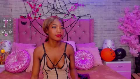 Snapshot of madissonbonny_ chatting on October 31, 2025, 8:43 pm madissonbonny_ online show from October 31, 2025, 8:43 pm