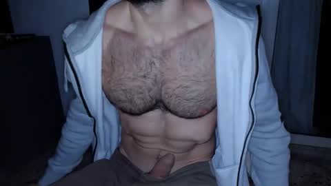 Snapshot of madmax20x chatting on December 26, 2024, 4:25 pm madmax20x online show from December 26, 2024, 4:25 pm