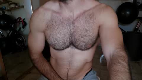 Snapshot of madmax20x chatting on September 9, 2025, 3:33 pm madmax20x online show from September 9, 2025, 3:33 pm