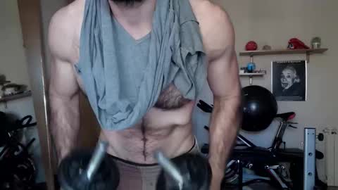 Snapshot of madmax20x chatting on November 12, 2025, 1:44 pm madmax20x online show from November 12, 2025, 1:44 pm