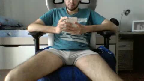 Snapshot of madmike_92 chatting on September 21, 2025, 5:25 pm madmike_92 online show from September 21, 2025, 5:25 pm