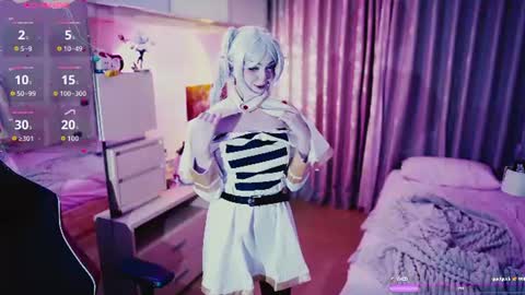 Snapshot of madnessalise chatting on July 24, 2026, 9:35 pm Alice online show from July 24, 2026, 9:35 pm