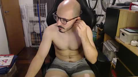 Snapshot of madziula chatting on January 17, 2025, 3:12 am Peter online show from January 17, 2025, 3:12 am