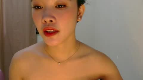 mae_luna online show from June 17, 2026, 11:49 pm
