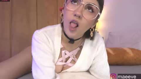 Maeve  schedule 11 am- 530 pm colombia time  online show from March 8, 2025, 3:35 pm