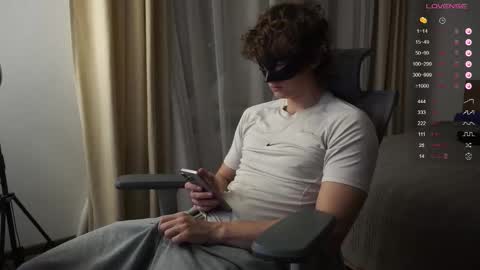 Snapshot of maestro3369 chatting on October 4, 2025, 5:55 pm Mike XMaestro 3369 online show from October 4, 2025, 5:55 pm