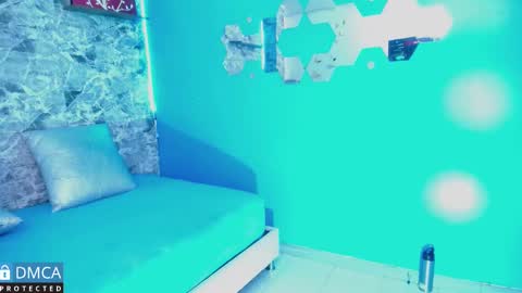 maevekuro online show from February 28, 2025, 1:37 am