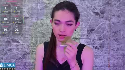 maevekuro online show from October 3, 2025, 3:25 am