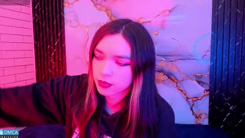 maevekuro online show from March 3, 2026, 3:01 am