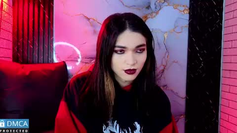 Snapshot of maevekuro chatting on July 14, 2026, 3:00 am maevekuro online show from July 14, 2026, 3:00 am