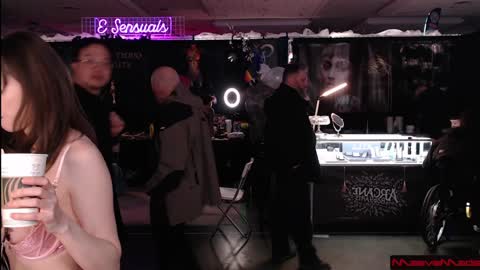 Meaves online show from February 2, 2025, 1:45 am