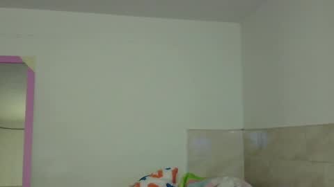 maferchavez88 online show from November 22, 2025, 2:43 am