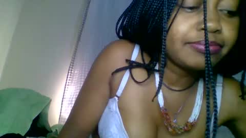 magdalinemus online show from September 8, 2025, 2:27 pm