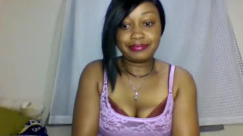 magdalinemus online show from November 25, 2025, 4:40 pm