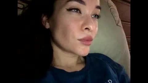 magggg658318 online show from January 25, 2025, 12:58 pm